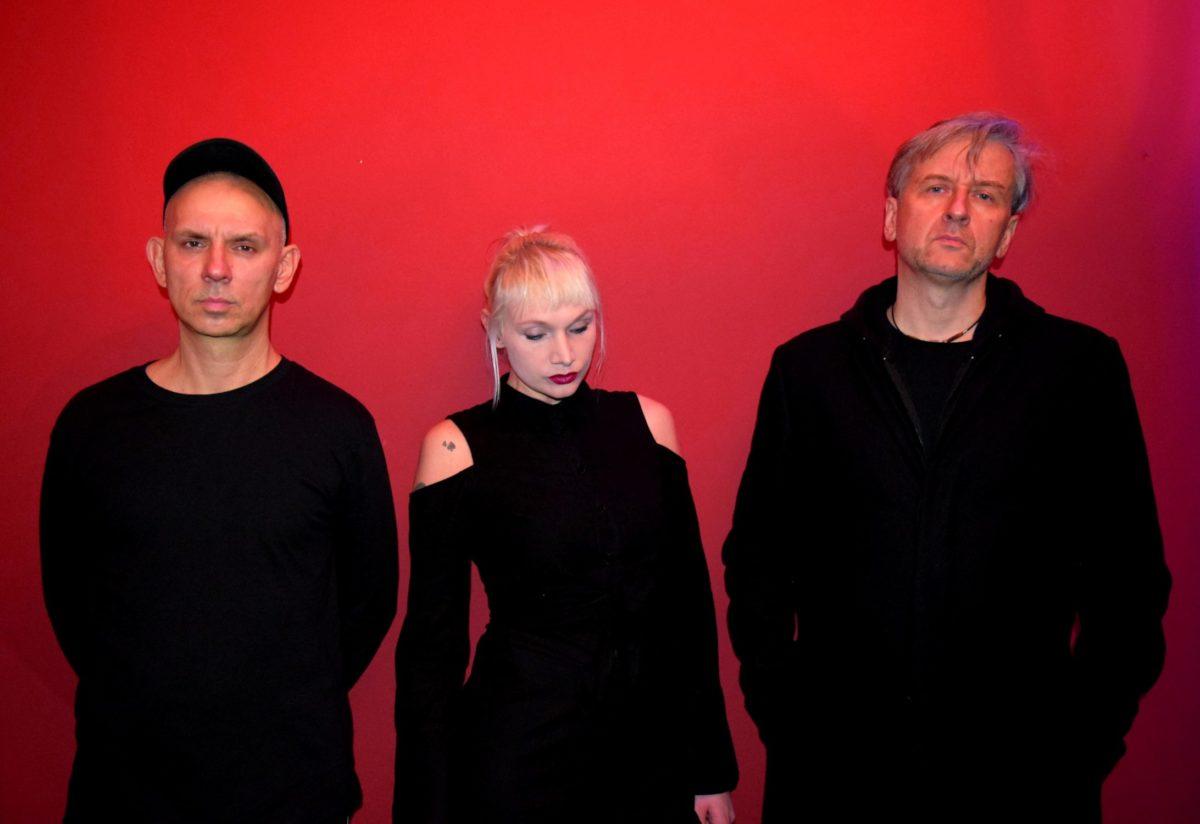 Das Moon - cover Depeche Mode i zapowiedź trasy
